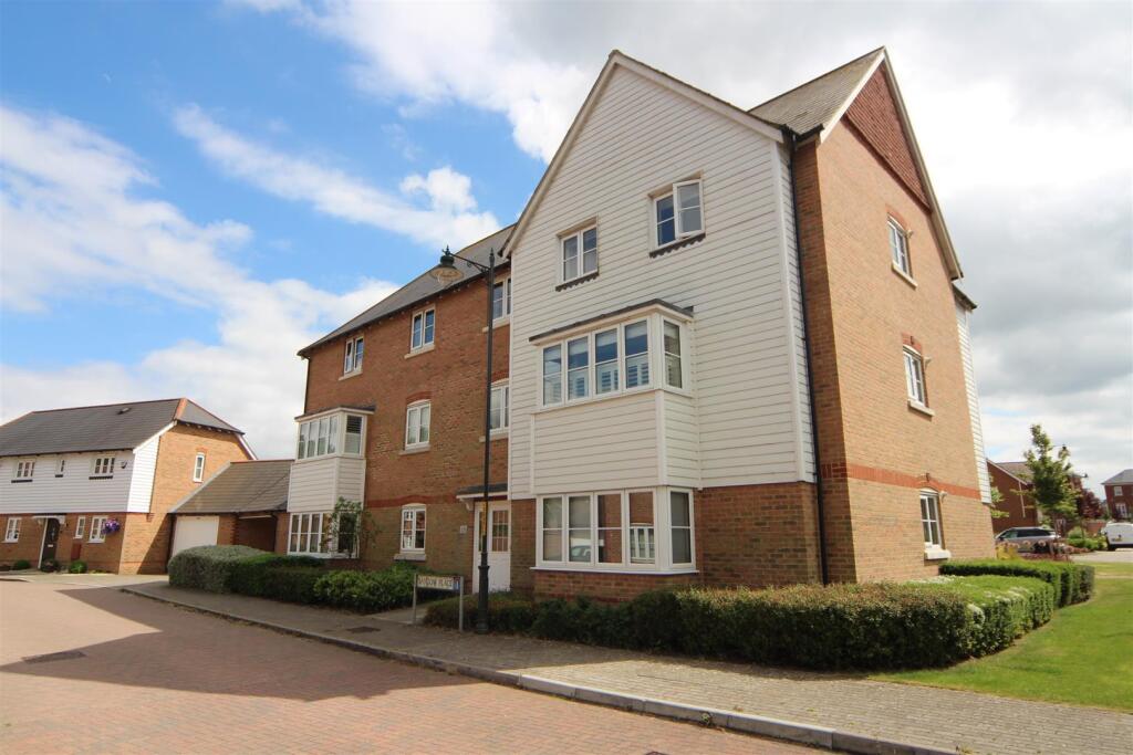 Main image of property: Sandow Place, Kings Hill