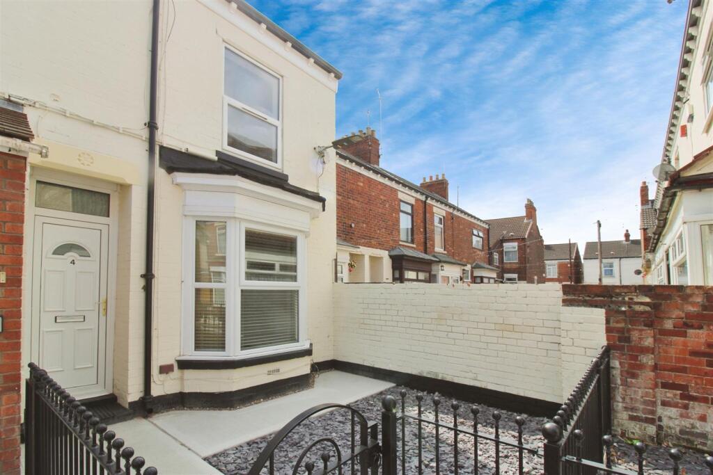 2 bedroom terraced house