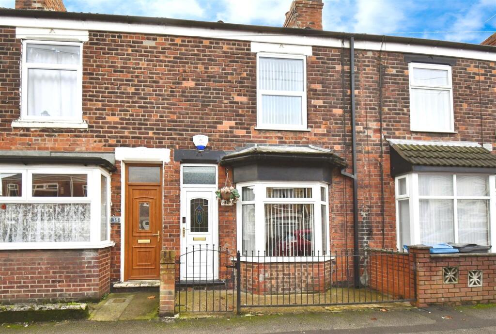 2 bedroom terraced house