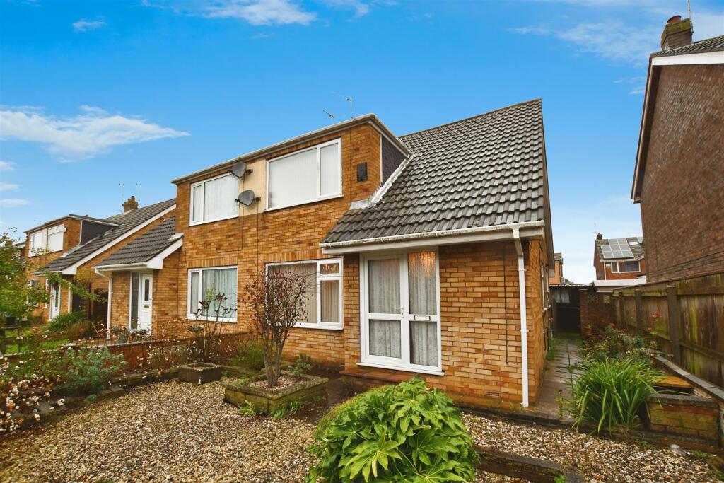 Main image of property: Cotterdale, Hull