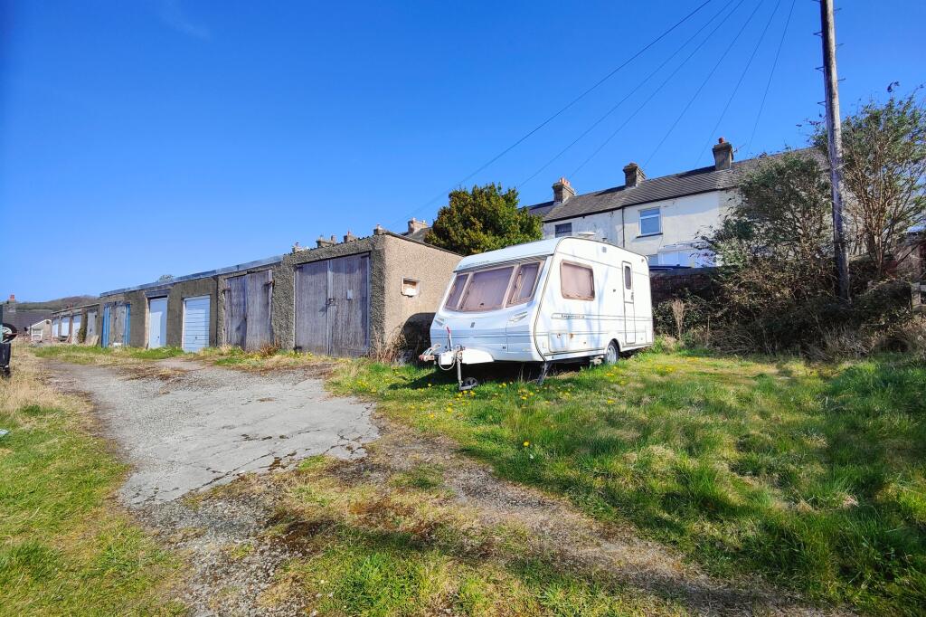 Main image of property: Jackson Terrace, Carnforth, LA5