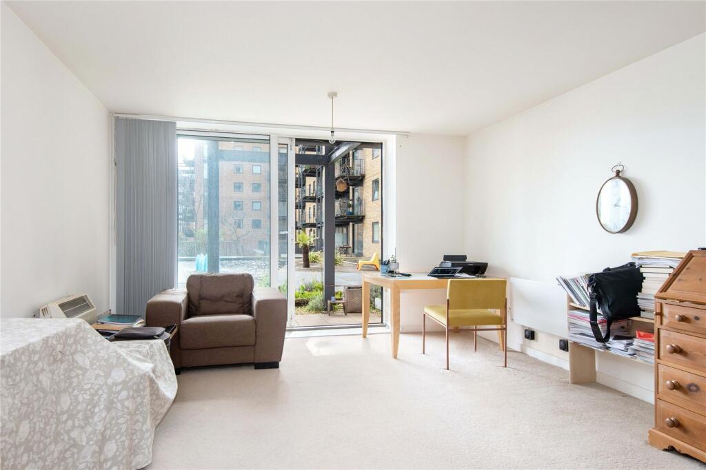 Main image of property: Berglen Court, E14