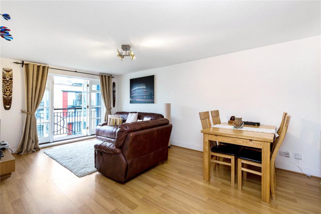 Main image of property: Victory Place, E14