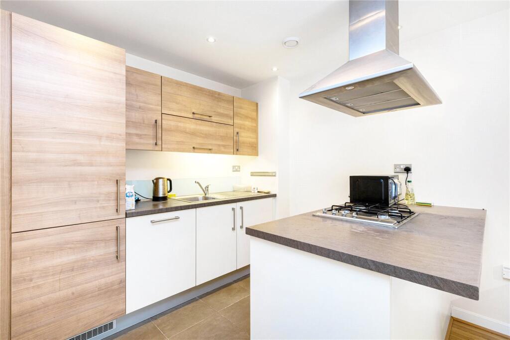 Main image of property: Merchant Street, E3