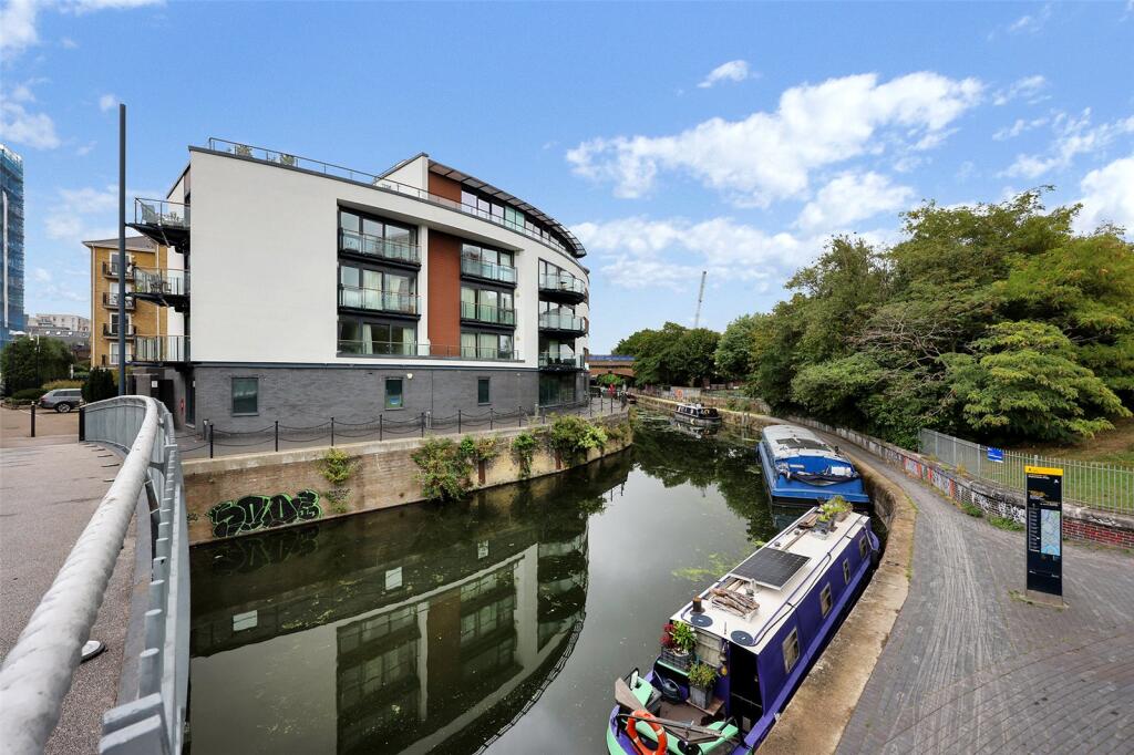 Main image of property: Limehouse Basin, E14