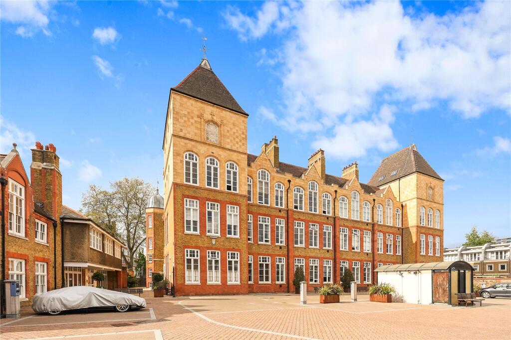 Main image of property: Sans Walk, EC1R
