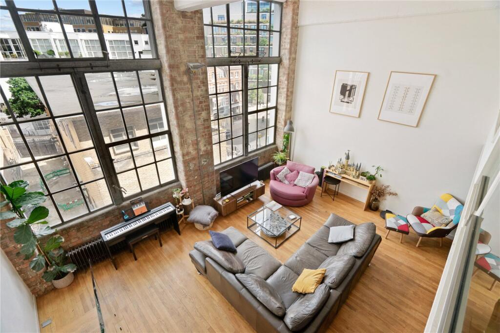 Main image of property: Summer's Street, EC1R