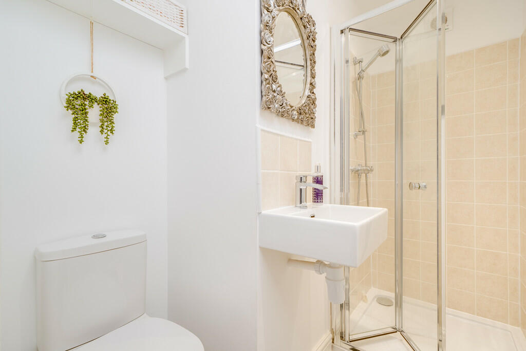 Additional property image - Chatts Wood House, Chatts Wood Fold, Oakenshaw