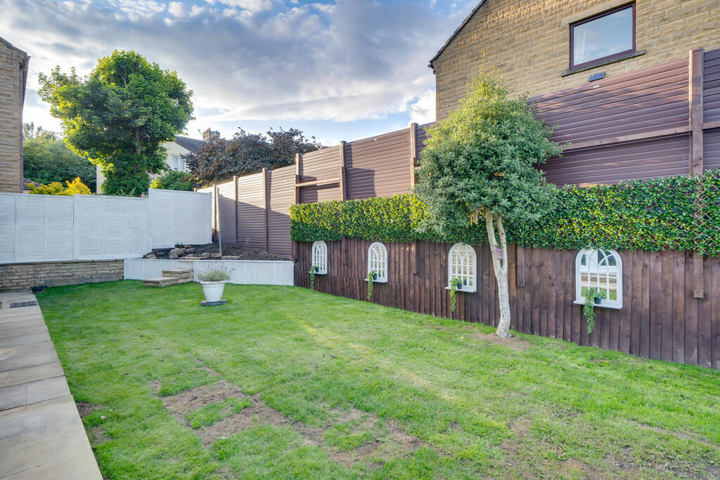 Additional property image - Chatts Wood House, Chatts Wood Fold, Oakenshaw