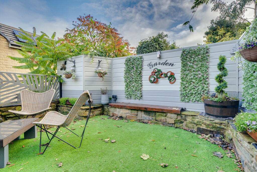 Additional property image - Littlecroft Cottage, Oxford Road, Gomersal