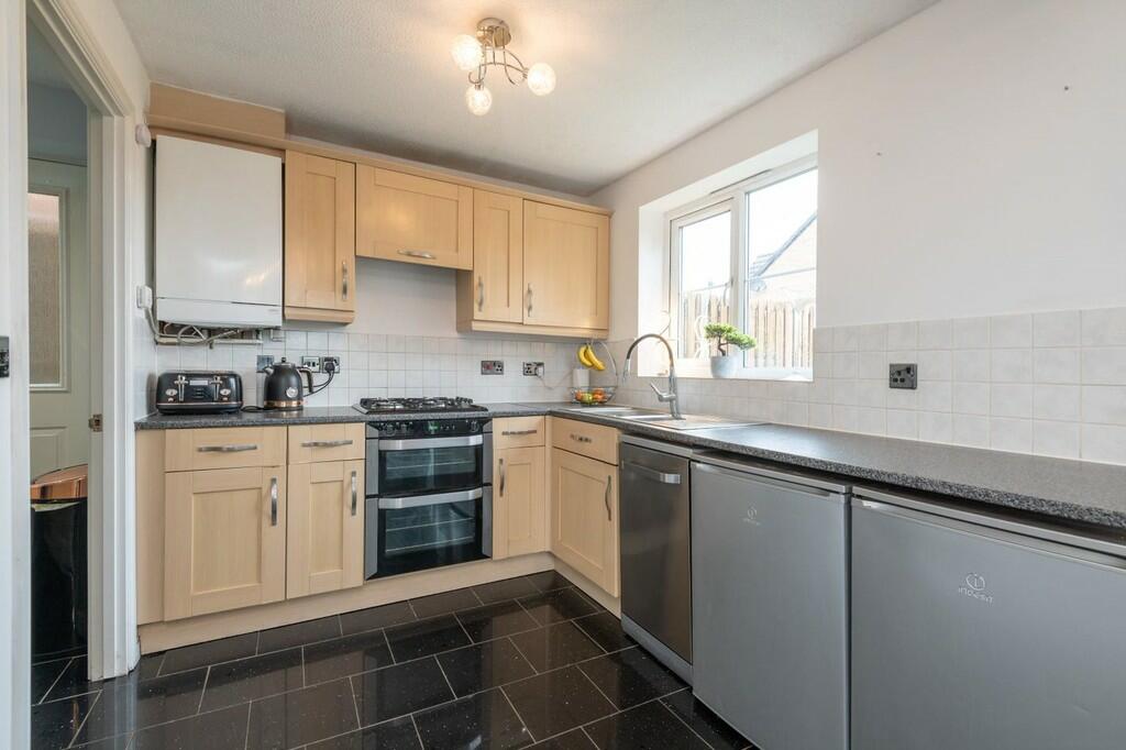 Additional property image - Landscove Avenue, Bradford 4