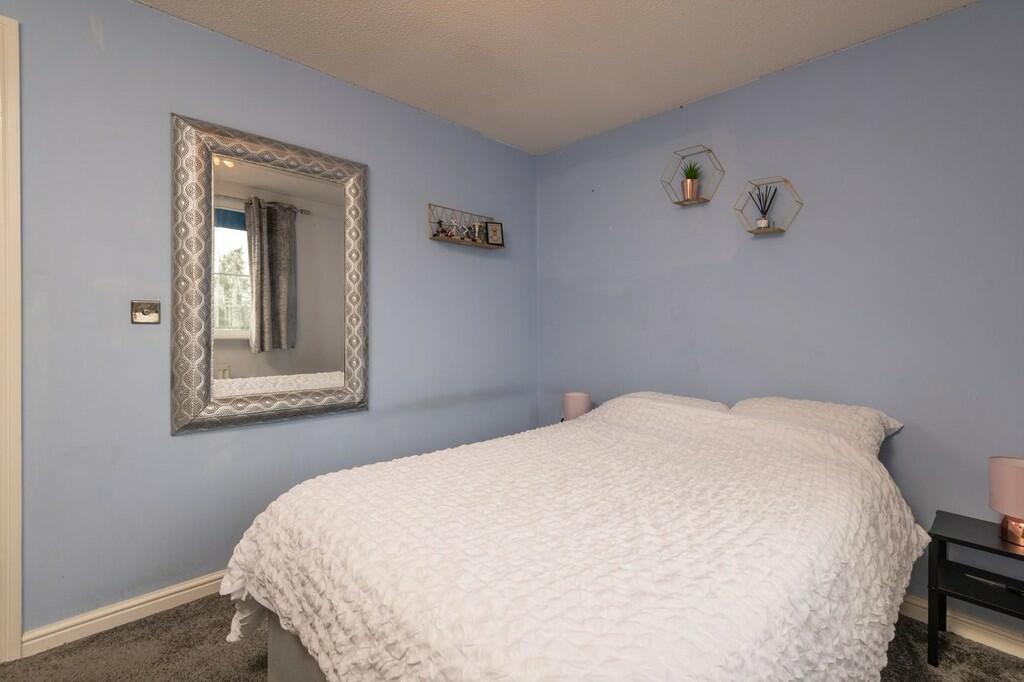 Additional property image - Landscove Avenue, Bradford 4