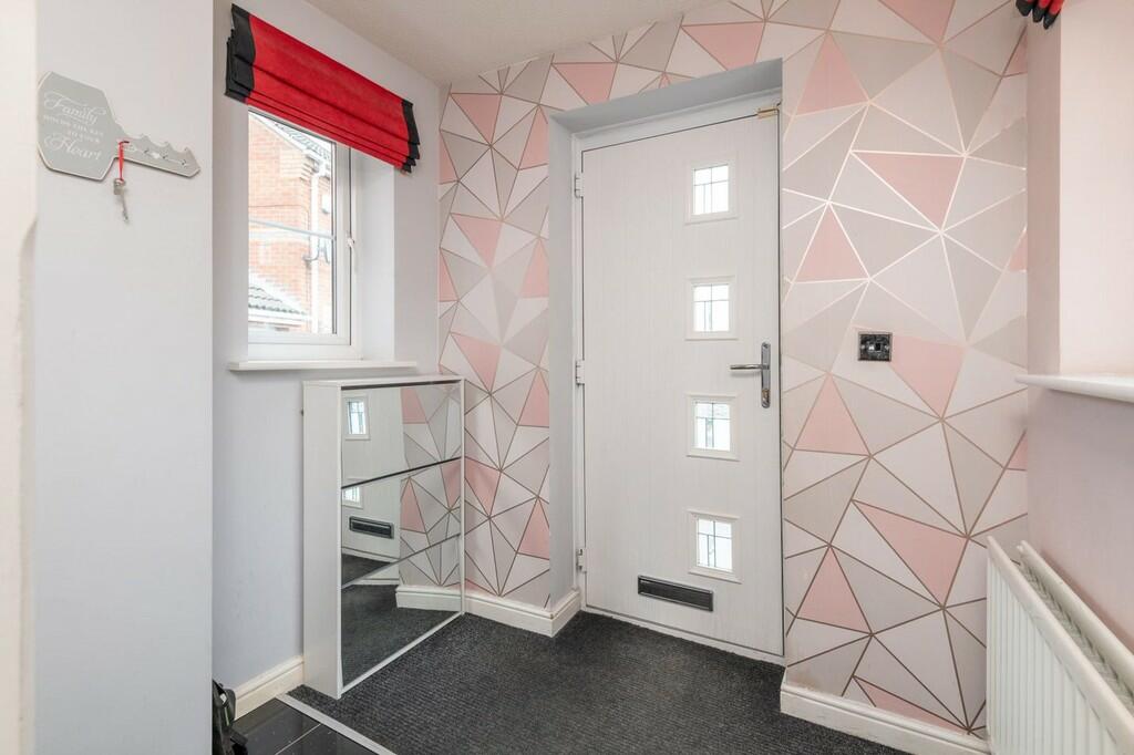 Additional property image - Landscove Avenue, Bradford 4