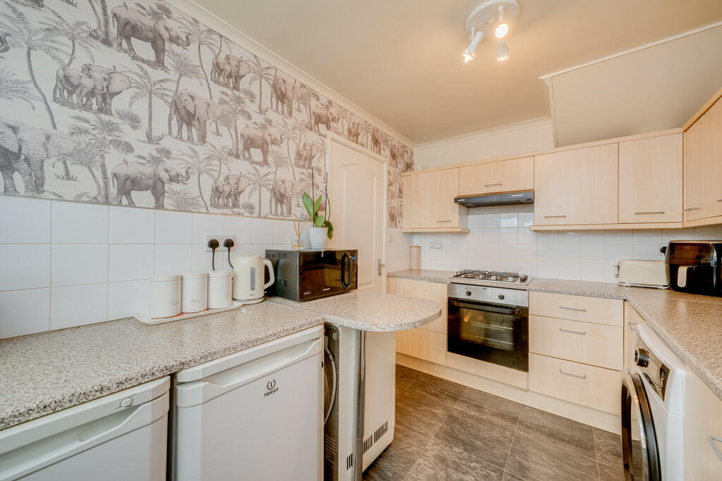 Additional property image - Farfield Avenue, Bradford