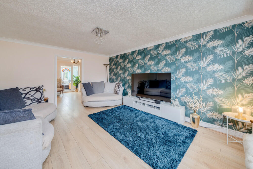 Additional property image - Farfield Avenue, Bradford