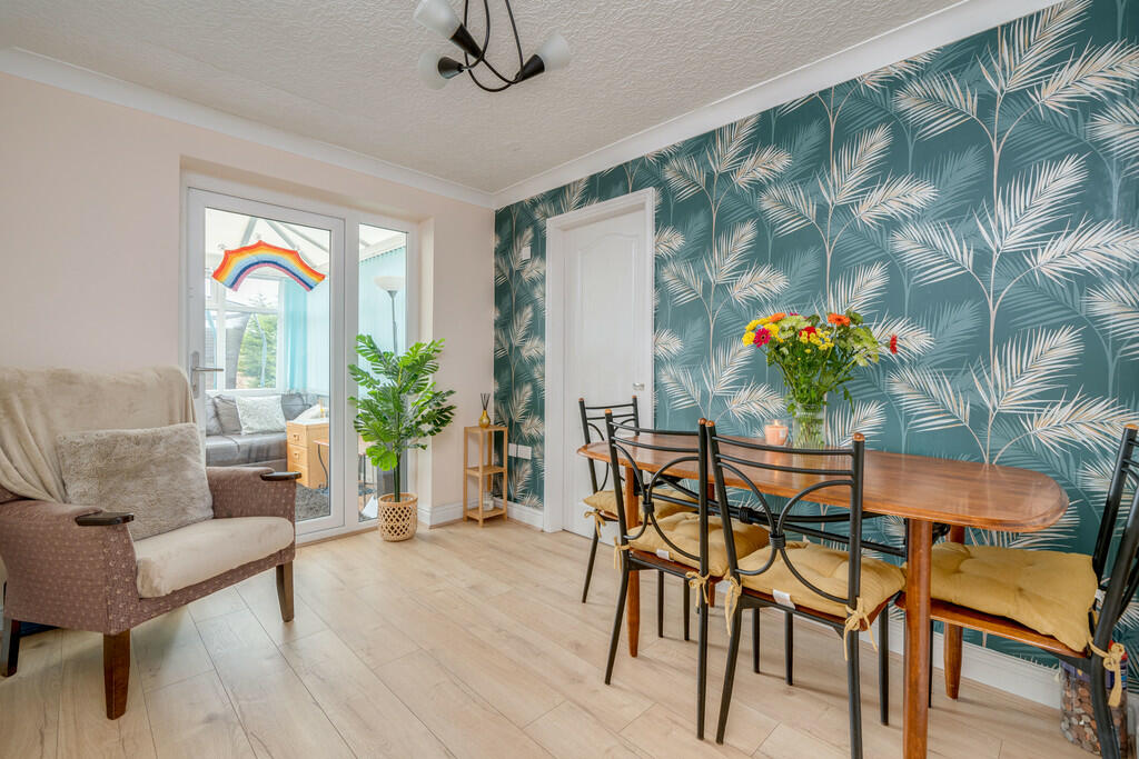 Additional property image - Farfield Avenue, Bradford