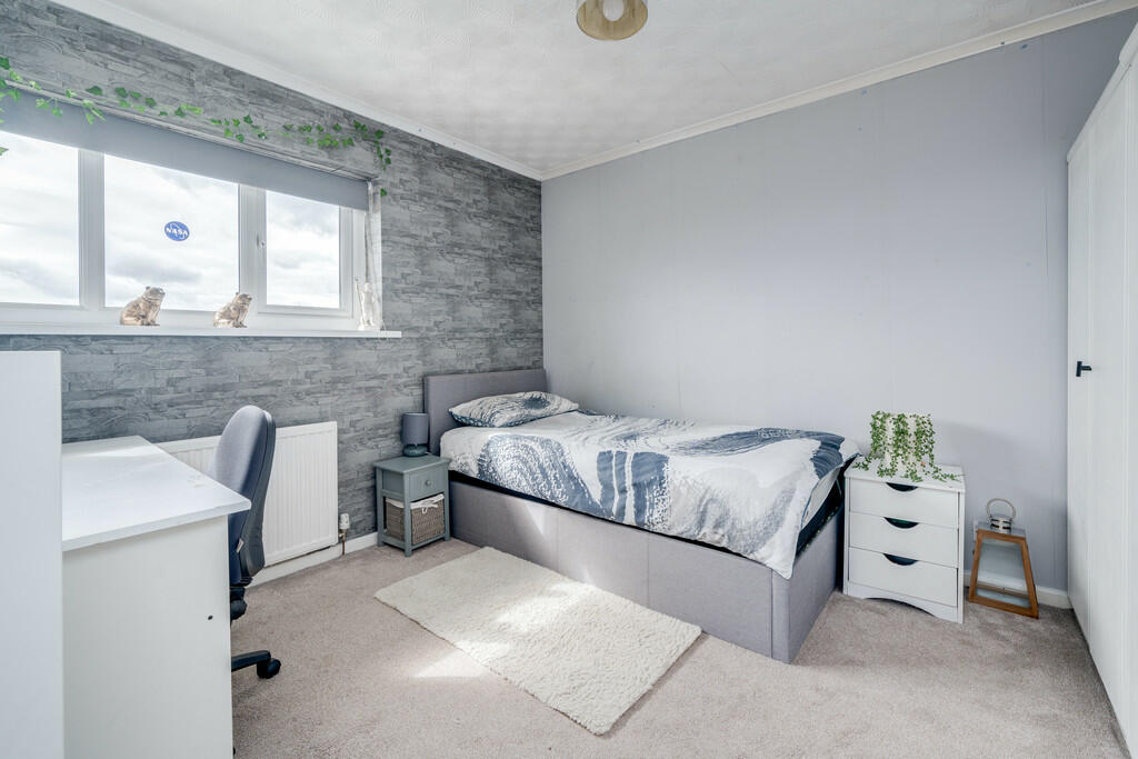 Additional property image - Farfield Avenue, Bradford