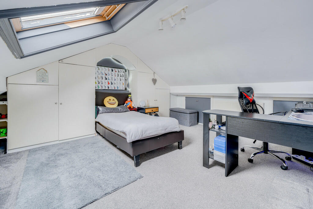 Additional property image - Farfield Avenue, Bradford