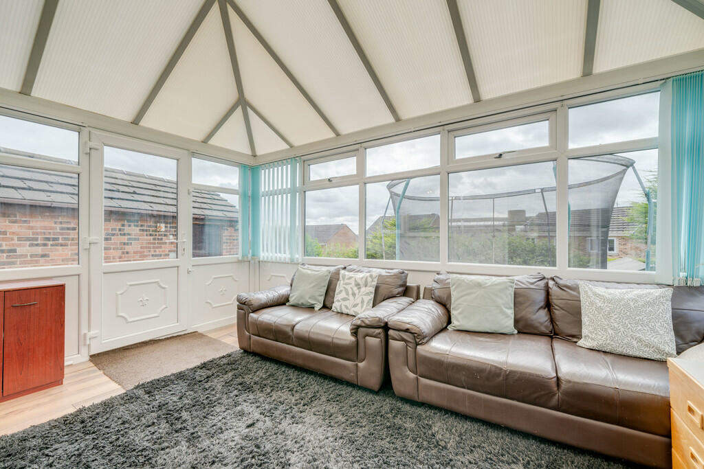 Additional property image - Farfield Avenue, Bradford