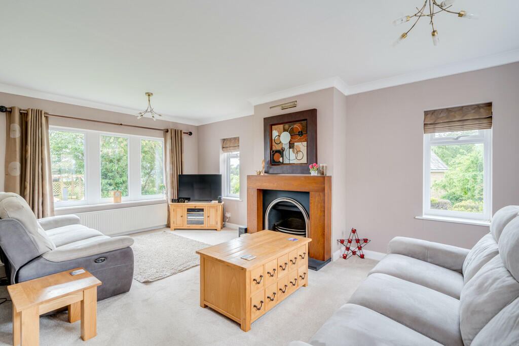 Additional property image - Furnace Lane, Birkenshaw