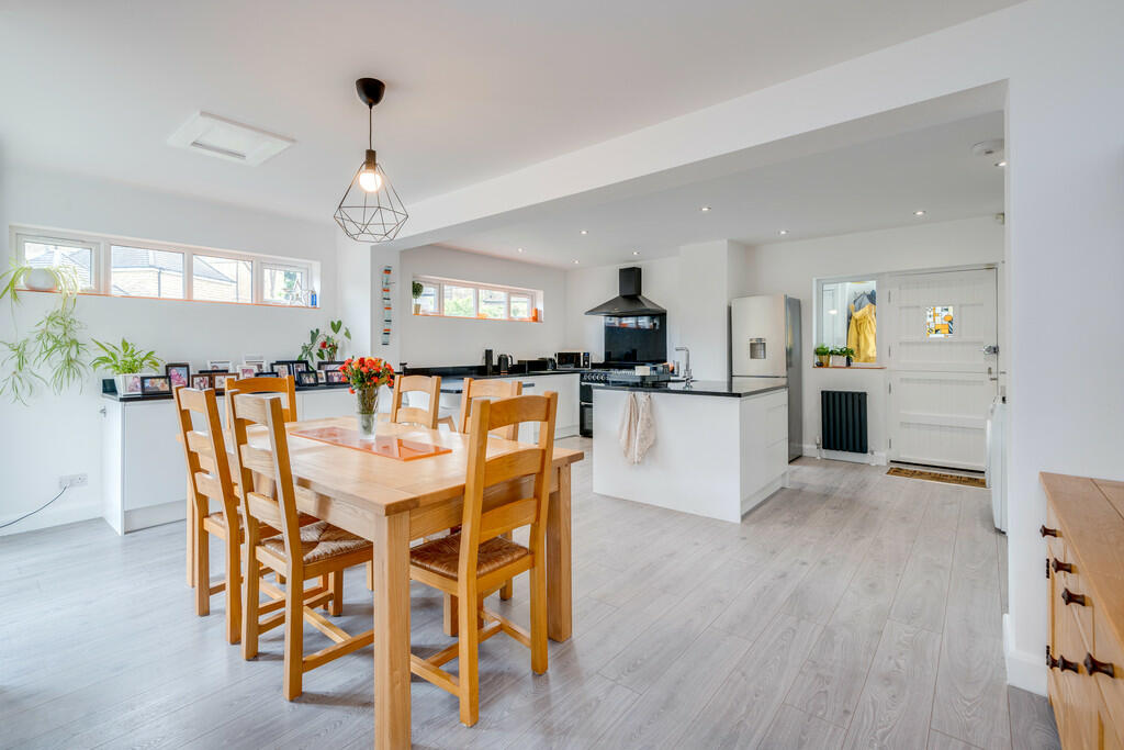 Additional property image - Furnace Lane, Birkenshaw