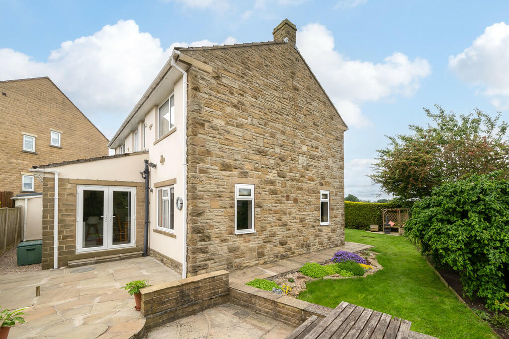 Additional property image - Furnace Lane, Birkenshaw
