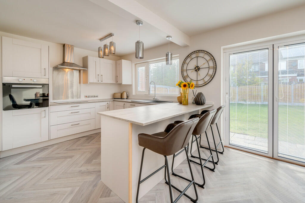 Additional property image - Moor Lane, Birkenshaw