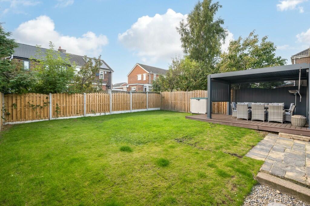 Additional property image - Moor Lane, Birkenshaw
