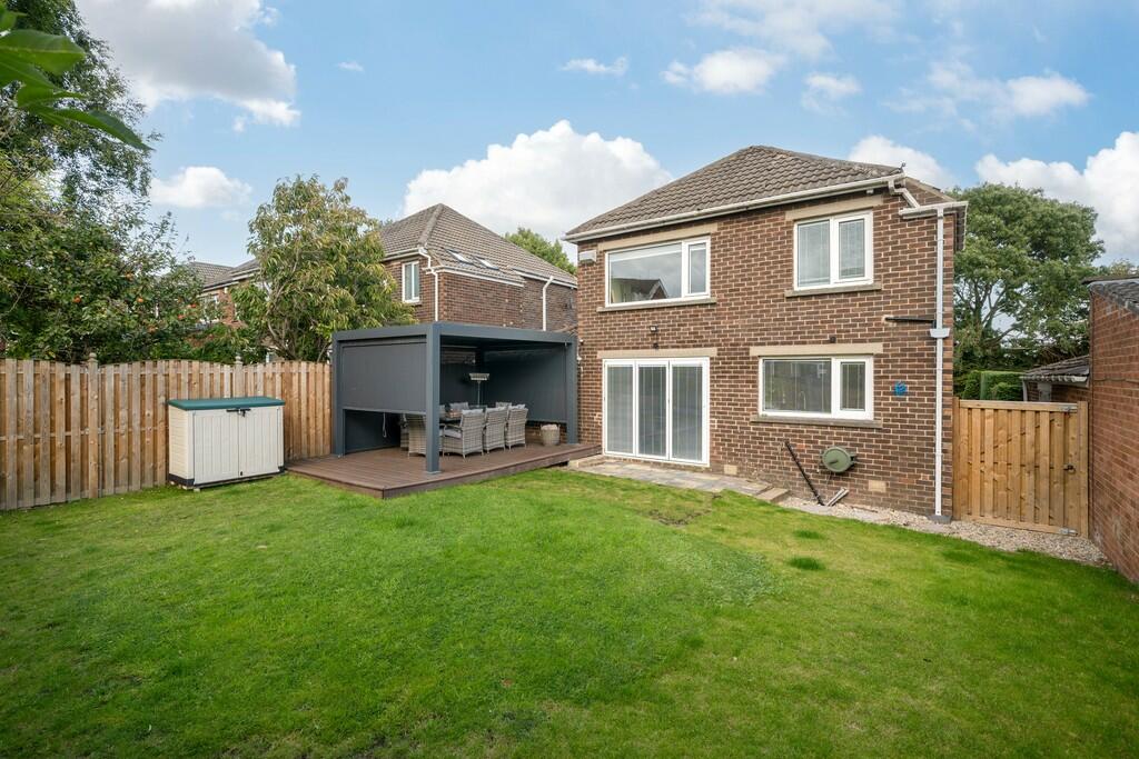 Additional property image - Moor Lane, Birkenshaw
