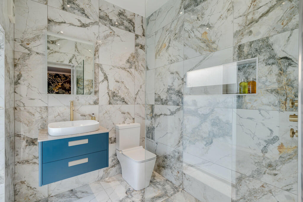 Additional property image - Oxford Road, Gomersal