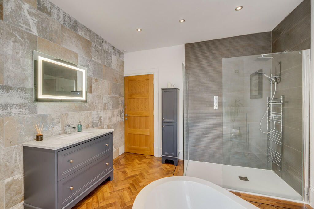 Additional property image - Oxford Road, Gomersal