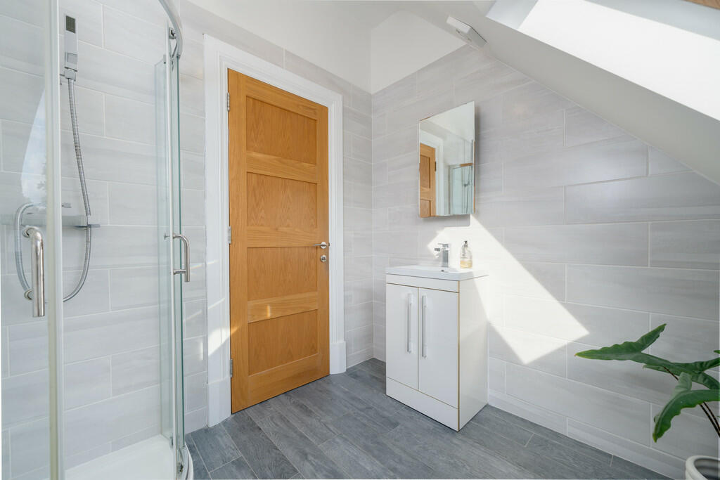 Additional property image - Oxford Road, Gomersal