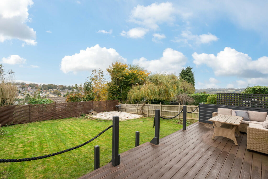 Additional property image - Ashbourne View, Cleckheaton