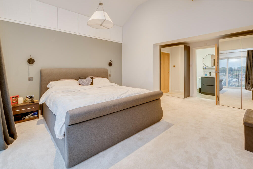 Additional property image - Ashbourne View, Cleckheaton