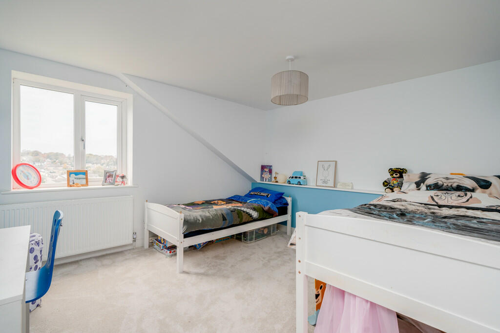 Additional property image - Ashbourne View, Cleckheaton