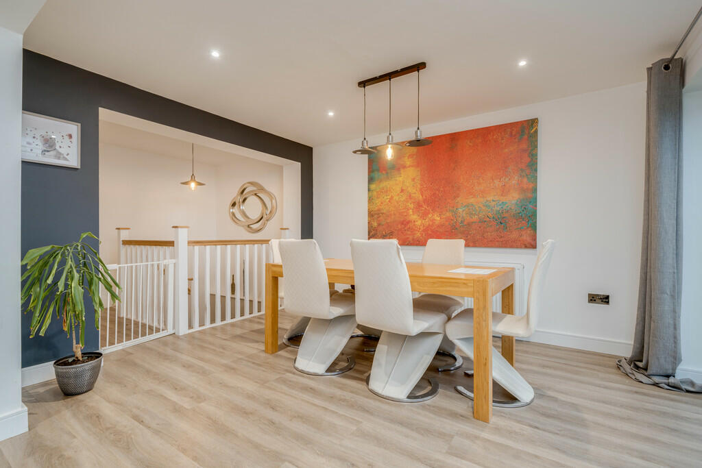 Additional property image - Ashbourne View, Cleckheaton