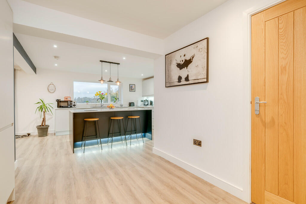 Additional property image - Ashbourne View, Cleckheaton