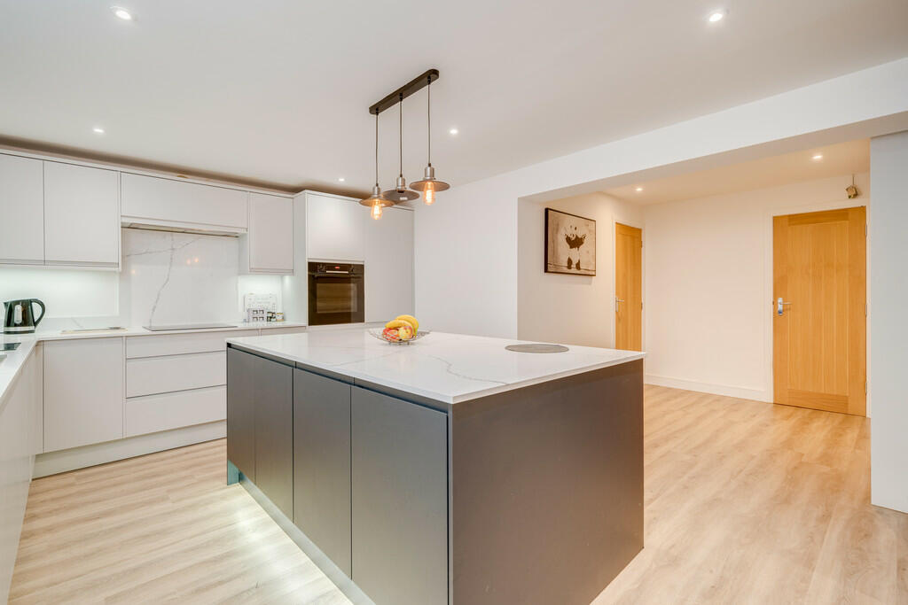 Additional property image - Ashbourne View, Cleckheaton