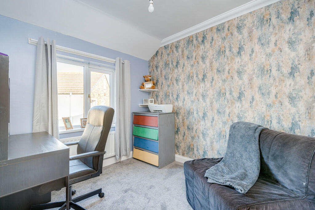 Additional property image - Birksland Moor, Birkenshaw