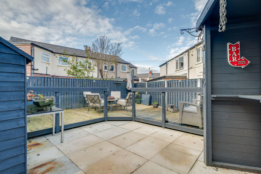 Additional property image - Birksland Moor, Birkenshaw