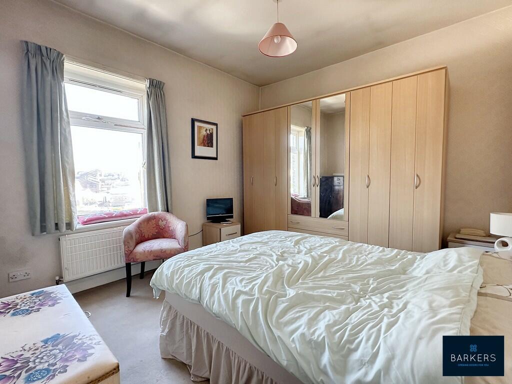 Additional property image - Bradford Road, Birkenshaw