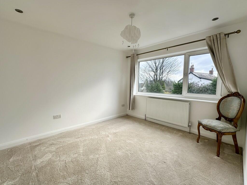 Additional property image - Milford Grove, Gomersal