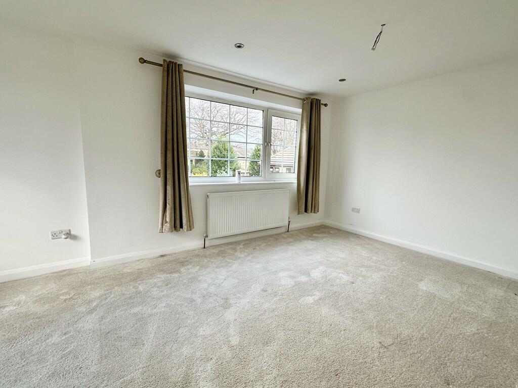 Additional property image - Milford Grove, Gomersal