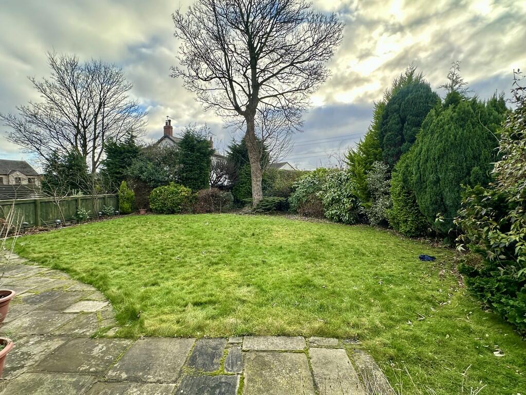Additional property image - Milford Grove, Gomersal