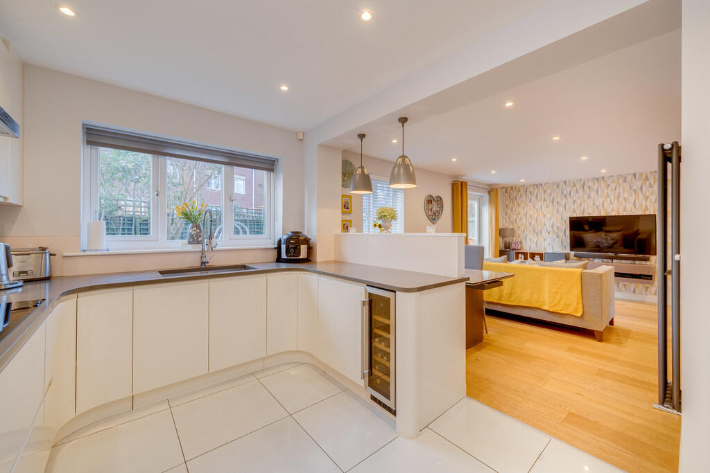 Additional property image - Aspen Close, Gomersal
