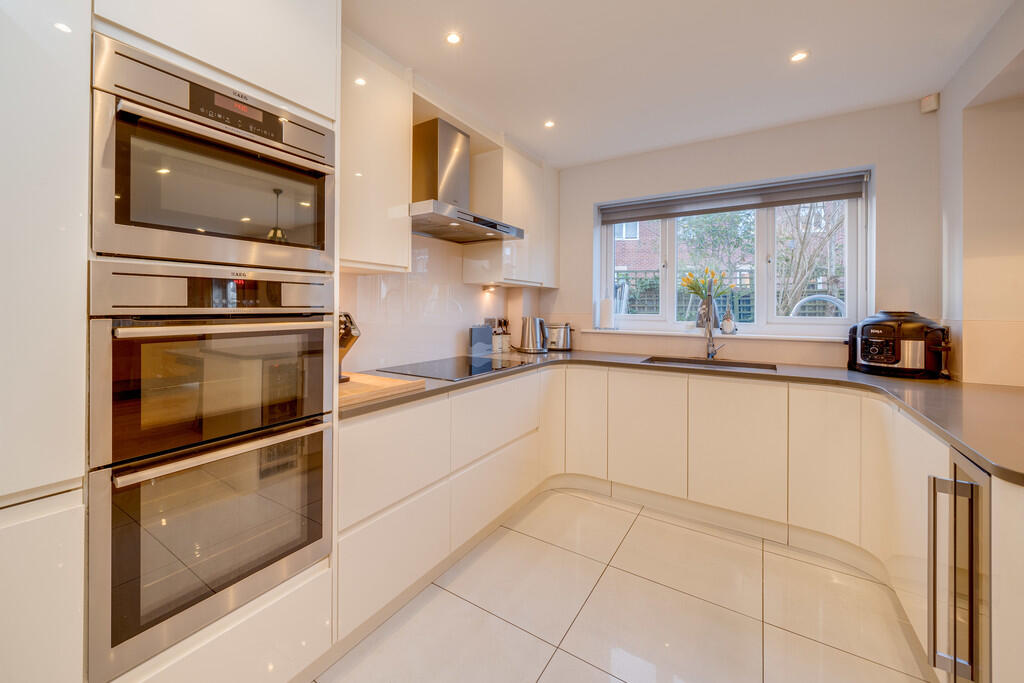 Additional property image - Aspen Close, Gomersal