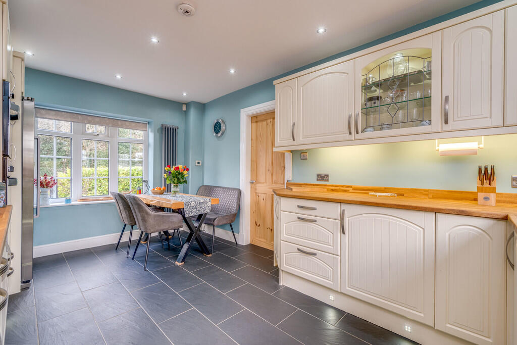 Additional property image - Stoney Croft, Little Gomersal