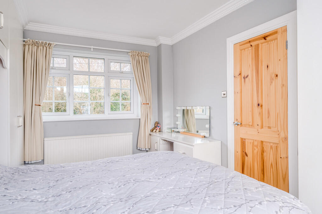 Additional property image - Stoney Croft, Little Gomersal