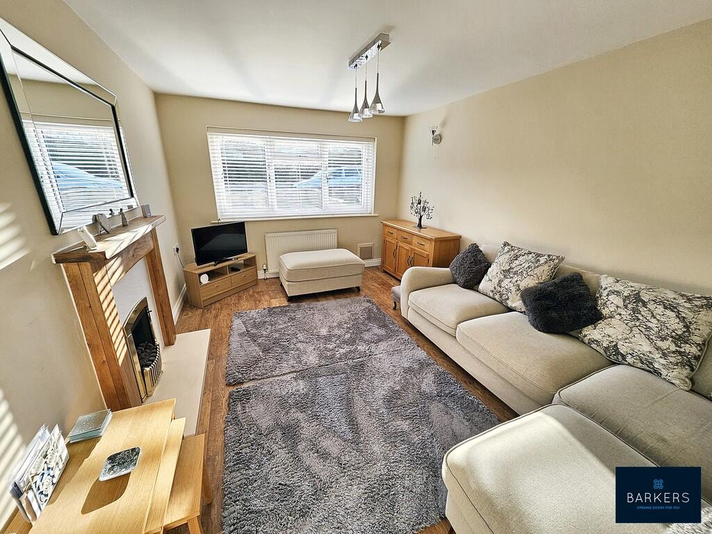 Additional property image - Pyenot Avenue, Cleckheaton