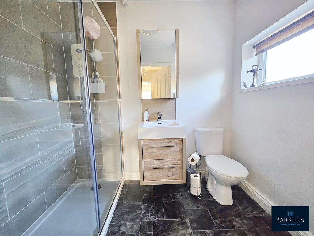 Additional property image - Pyenot Avenue, Cleckheaton